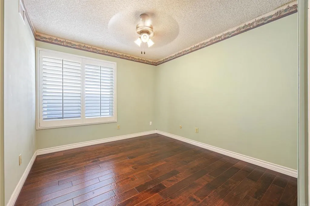 https://cdn.realtyfeed.com/cdn/127/306512187/54f3df8830a845336517b3677fa7449f.webp
