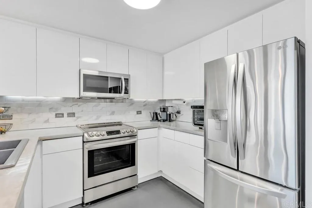 Photo #11: PTP2505980 Listing: Photo #11