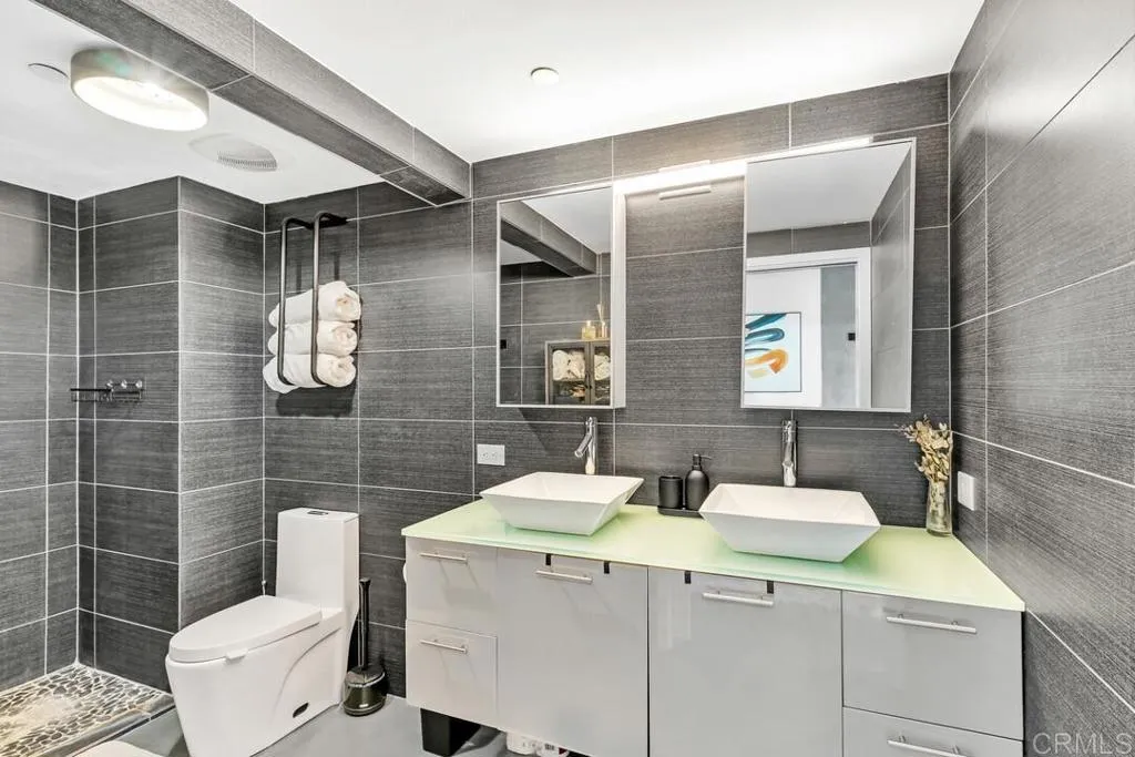 Photo #5: PTP2505980 Listing 