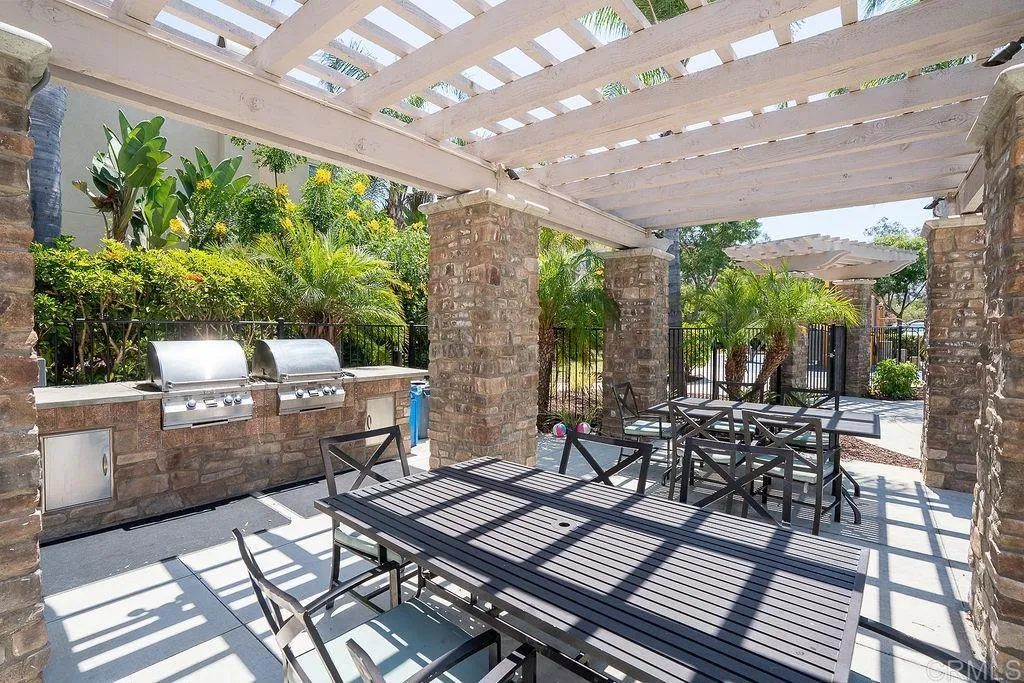 https://cdn.realtyfeed.com/cdn/127/306512578/9e0d69ad0b5819d495f2fd25d654788c.webp