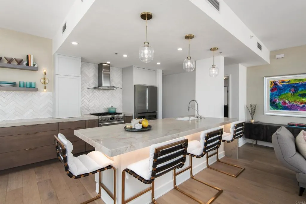 https://cdn.realtyfeed.com/cdn/127/306512610/1aed2fdbd97405eb2cbb6dfad42cf047.webp