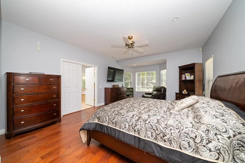 https://cdn.realtyfeed.com/cdn/127/306512651/cda4e5516f2d78f3cf4f6b4a11ef0981.webp