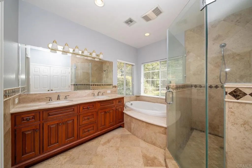 https://cdn.realtyfeed.com/cdn/127/306512651/f484ca2630f5527a05a3f56b5eef4bd9.webp