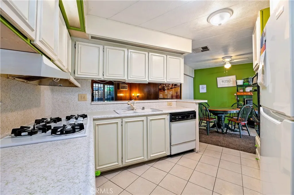 https://cdn.realtyfeed.com/cdn/127/306512847/325806846fb4865580a7e1f219d66760.webp