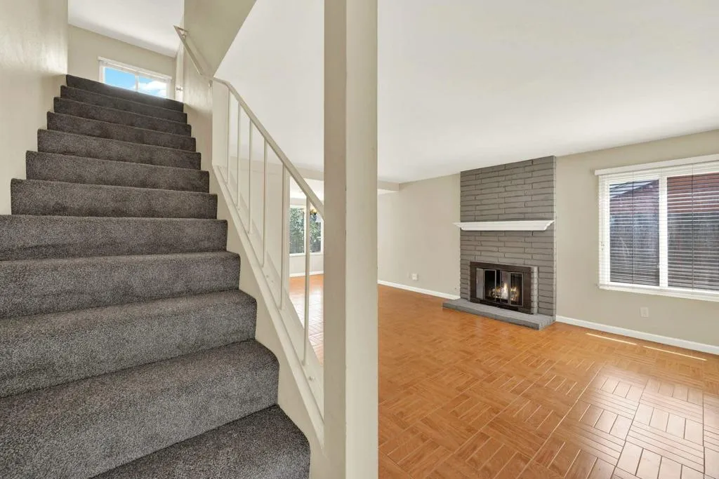 https://cdn.realtyfeed.com/cdn/127/306512850/06c4bb93174f4f847e7c4a35c01b7c96.webp