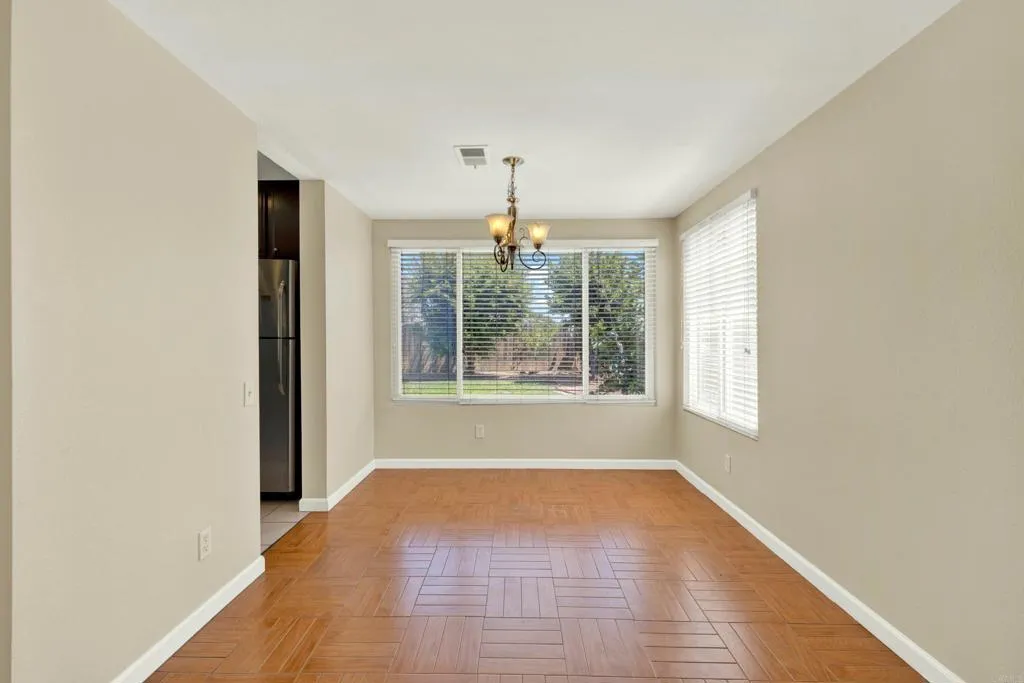 https://cdn.realtyfeed.com/cdn/127/306512850/0a886736e840968d302c4cfab6073bd7.webp
