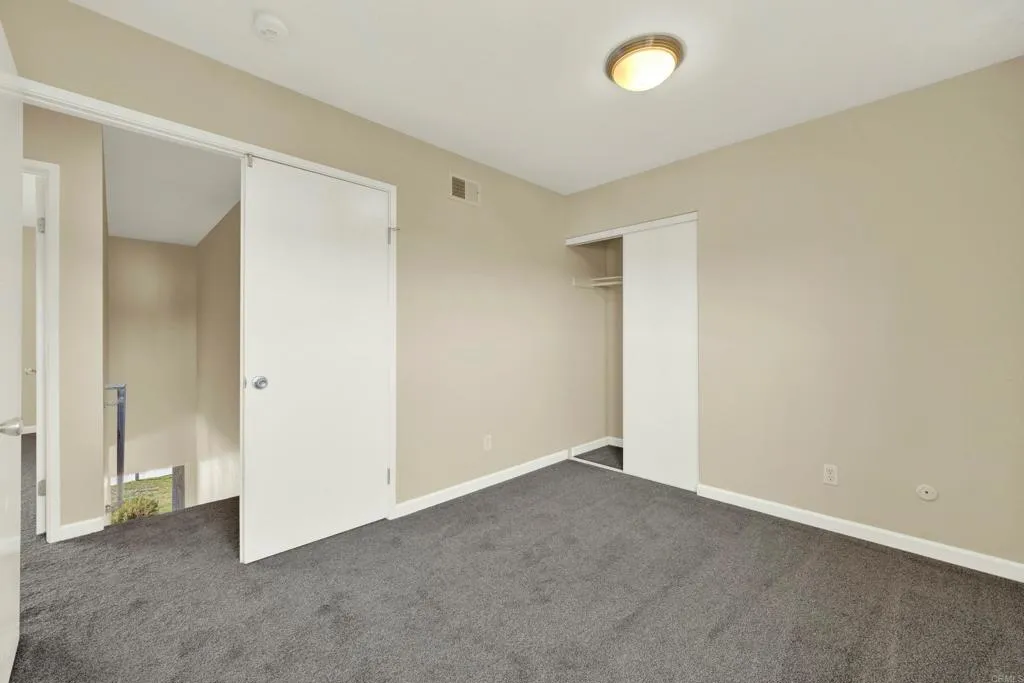 https://cdn.realtyfeed.com/cdn/127/306512850/24ac058ae2f3752edab4fc885dfb399b.webp