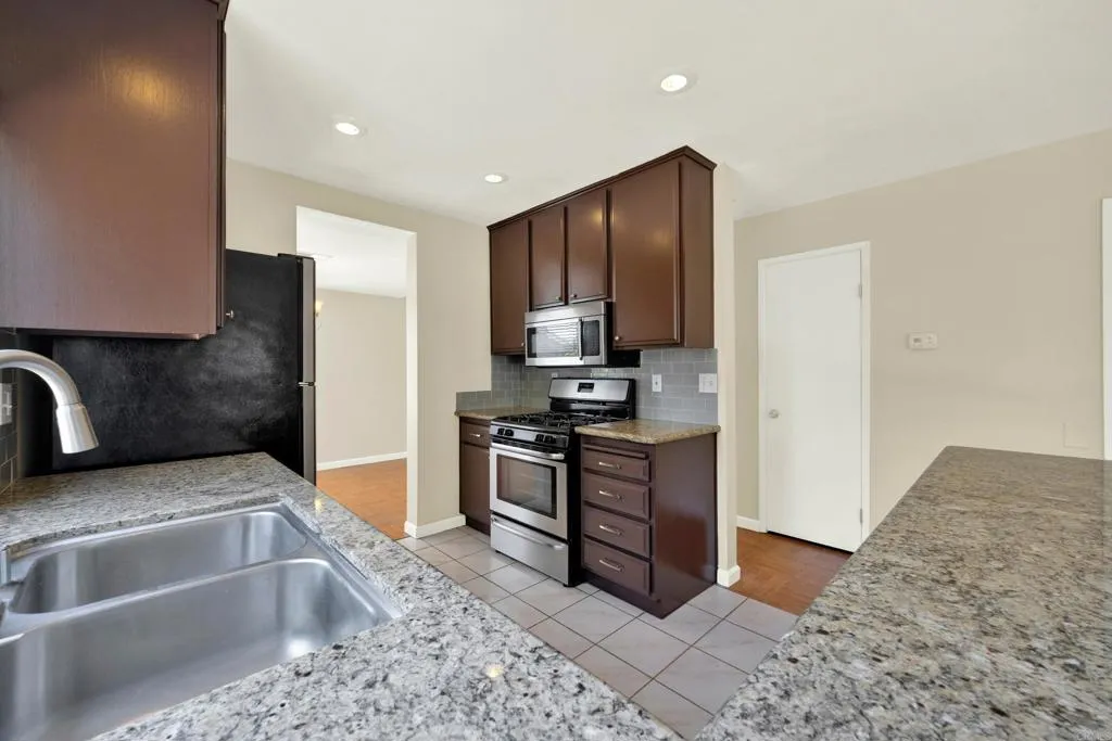 https://cdn.realtyfeed.com/cdn/127/306512850/3f548c59a5c079ec27130d63358278d7.webp