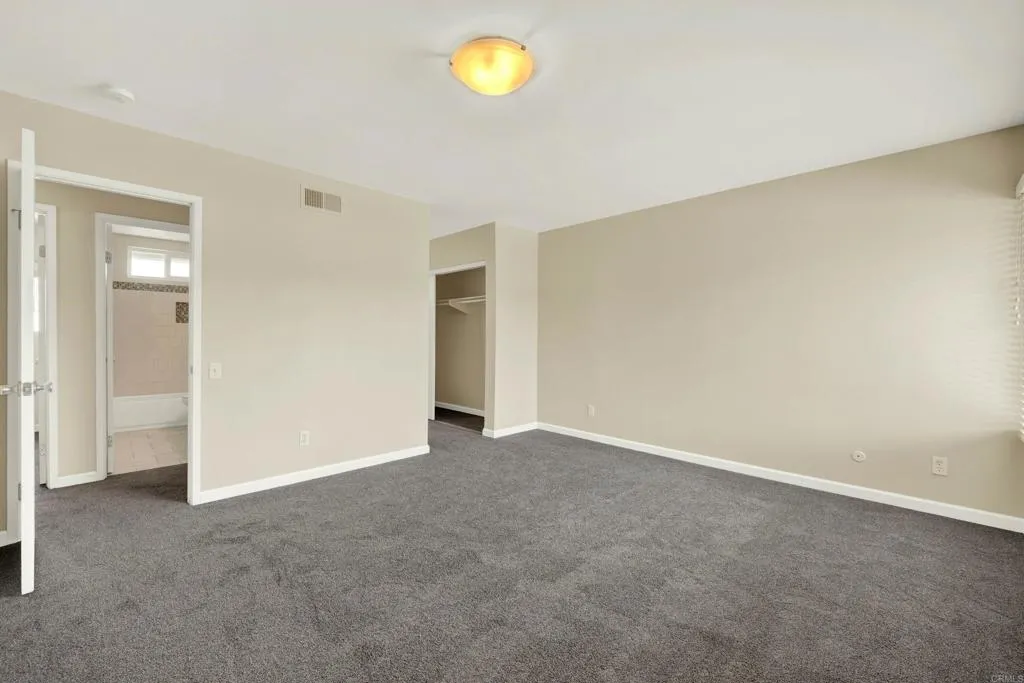 https://cdn.realtyfeed.com/cdn/127/306512850/4ef5cec2b87d9e3001b486e746aa0eb6.webp
