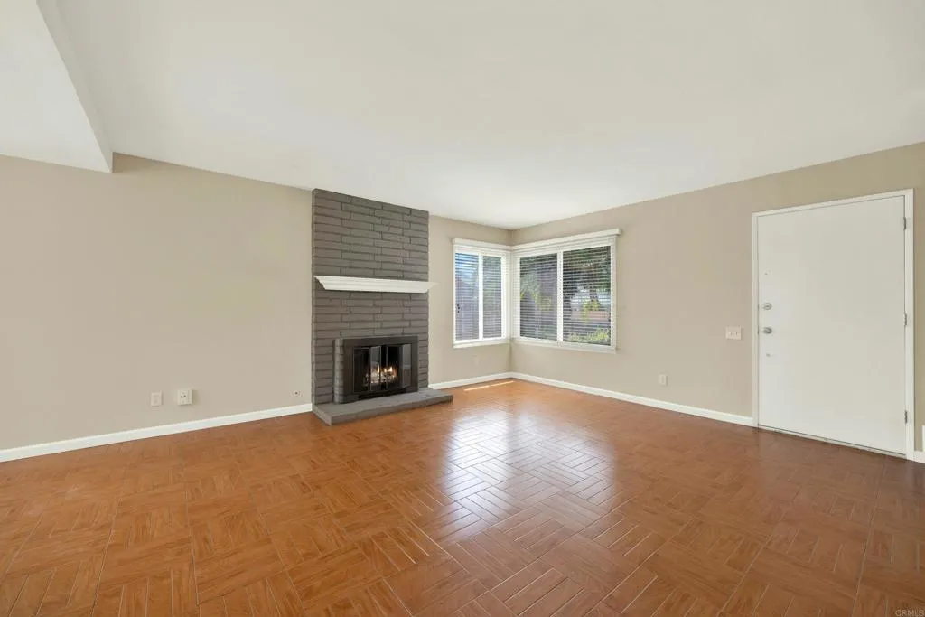 https://cdn.realtyfeed.com/cdn/127/306512850/8d3c849fbd445d440a14042a9d70a9ab.webp