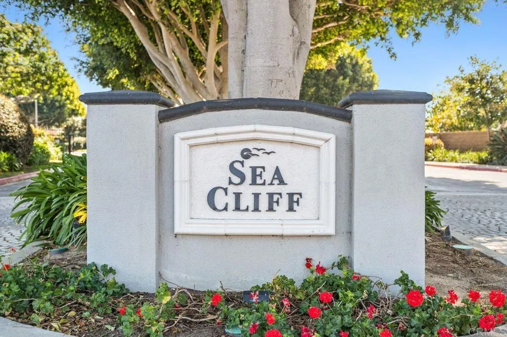 https://cdn.realtyfeed.com/cdn/127/306512963/0d346effd896f40768dfc85b906bd3cf.webp