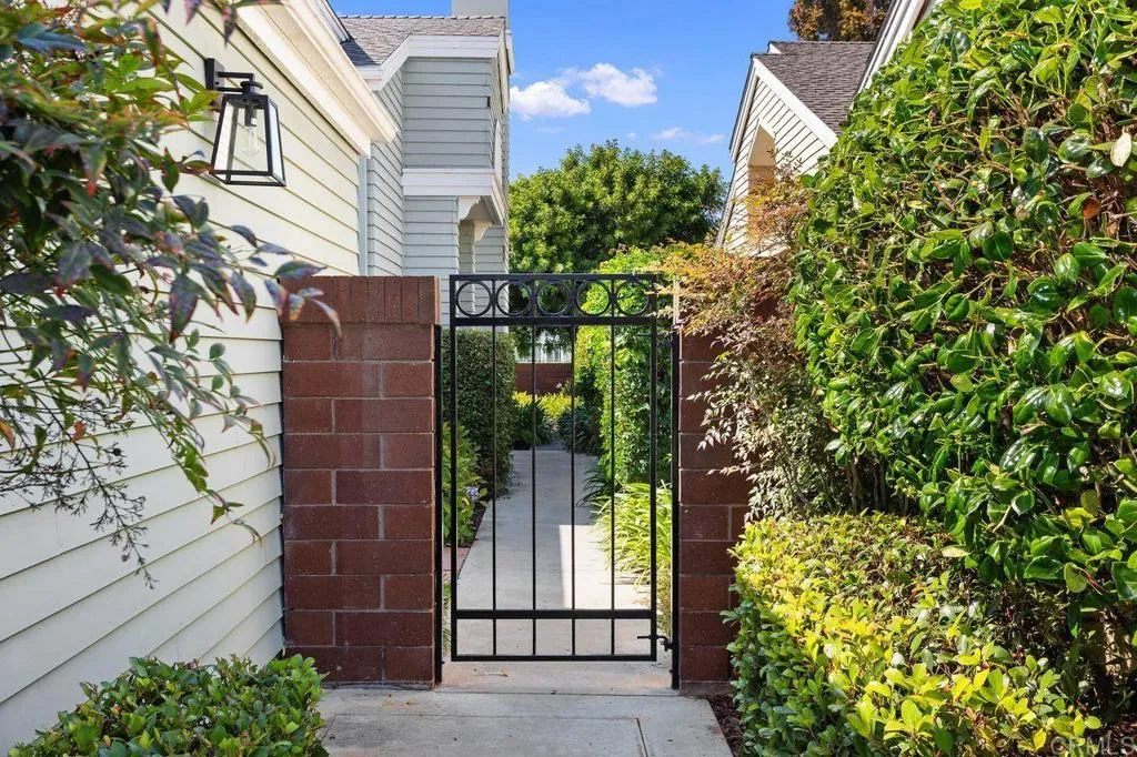 https://cdn.realtyfeed.com/cdn/127/306512963/0f01a7aa5d77585ecce4bb59edb0d73f.webp