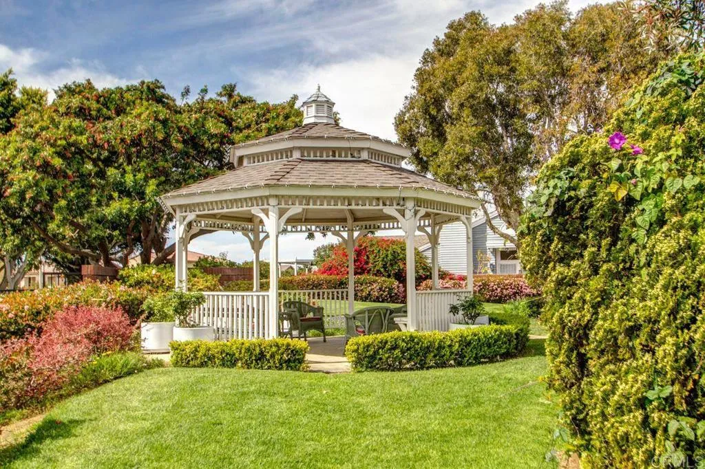 https://cdn.realtyfeed.com/cdn/127/306512963/c0d4114819f05c31f657cf867d8fe0af.webp