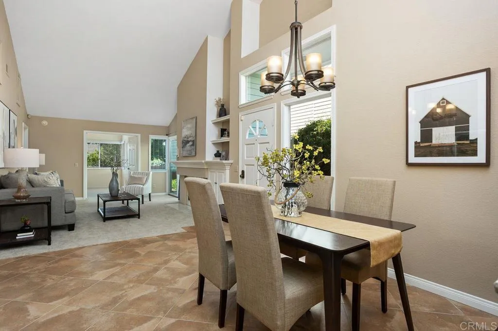 https://cdn.realtyfeed.com/cdn/127/306512963/f0f6bf3551e1d8d8baa626124eb45602.webp
