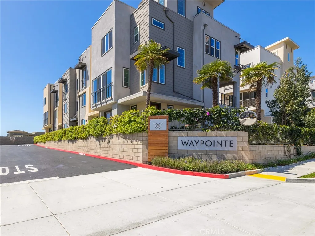 574 E Imperial Avenue, El Segundo, CA 90245