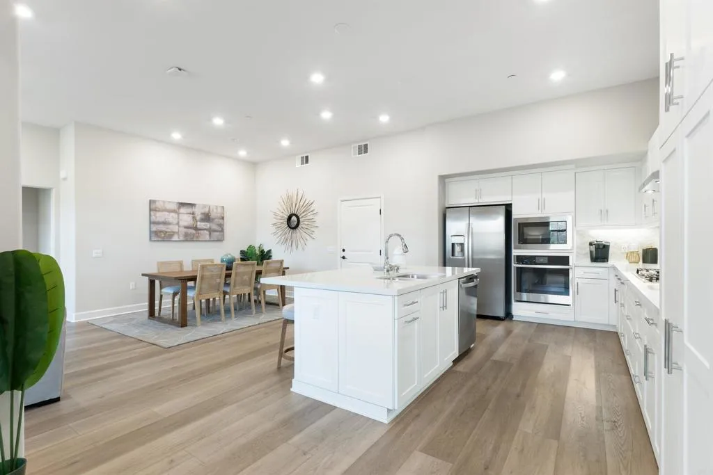 Photo #3: NDP2507781 Listing 