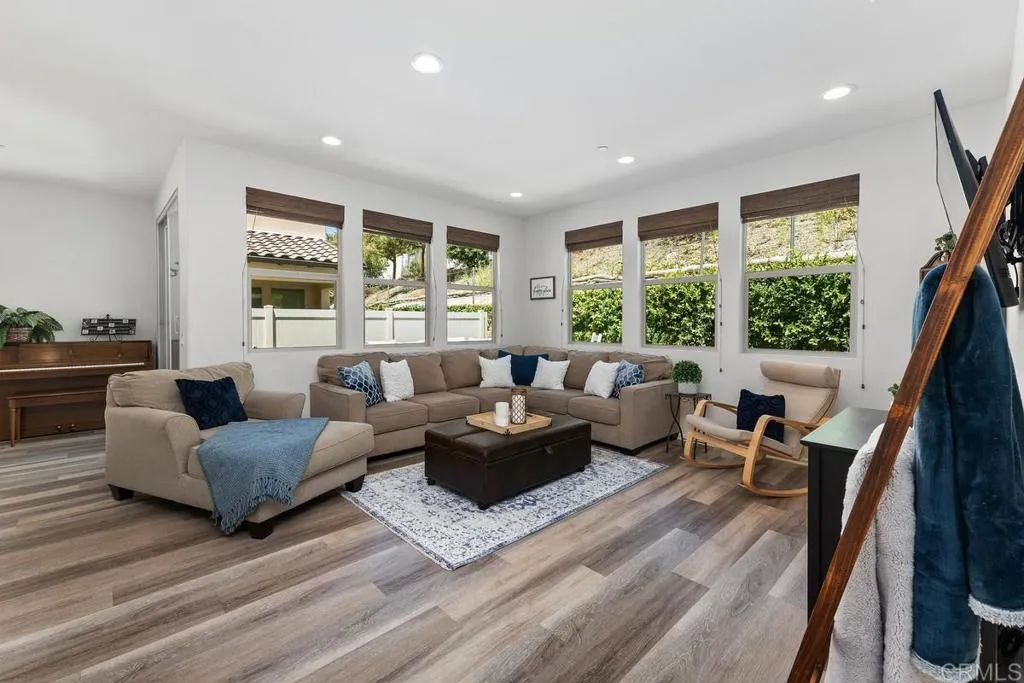 https://cdn.realtyfeed.com/cdn/127/306513255/9d368a79fe4b82bfb2d7815c15e6dc8e.webp
