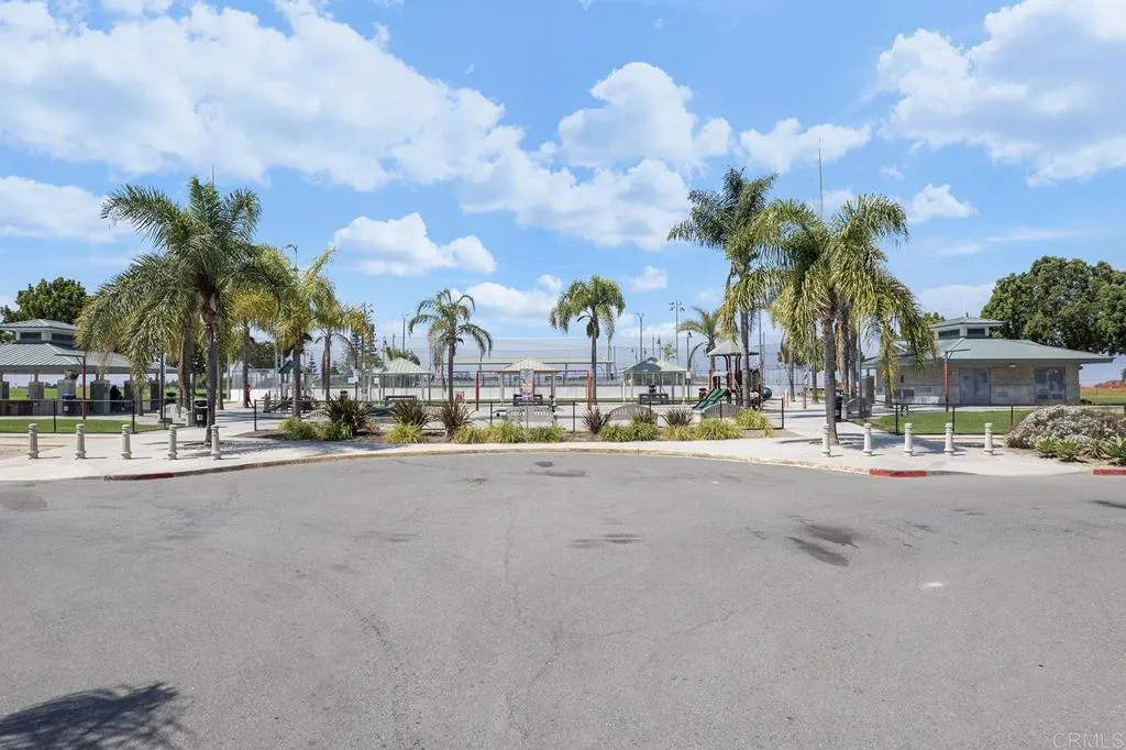 https://cdn.realtyfeed.com/cdn/127/306513256/198ee7f3df87d2bc5362daf8498c5b5b.webp