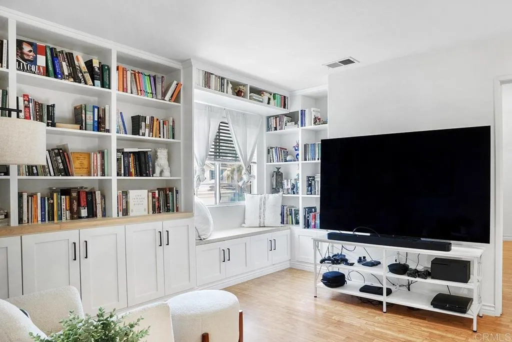 https://cdn.realtyfeed.com/cdn/127/306513256/88e50f465fab678340d867ce9798466b.webp