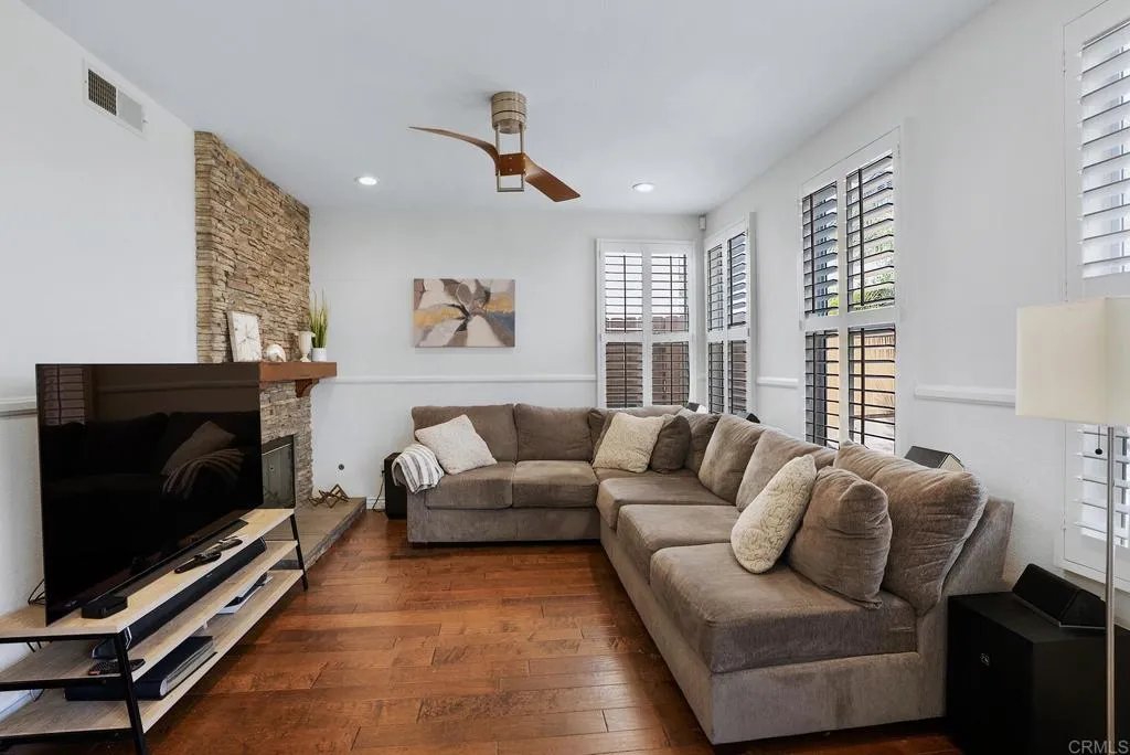 https://cdn.realtyfeed.com/cdn/127/306513256/aac23e9bc4d3ef2fa5107f0acf92ae93.webp