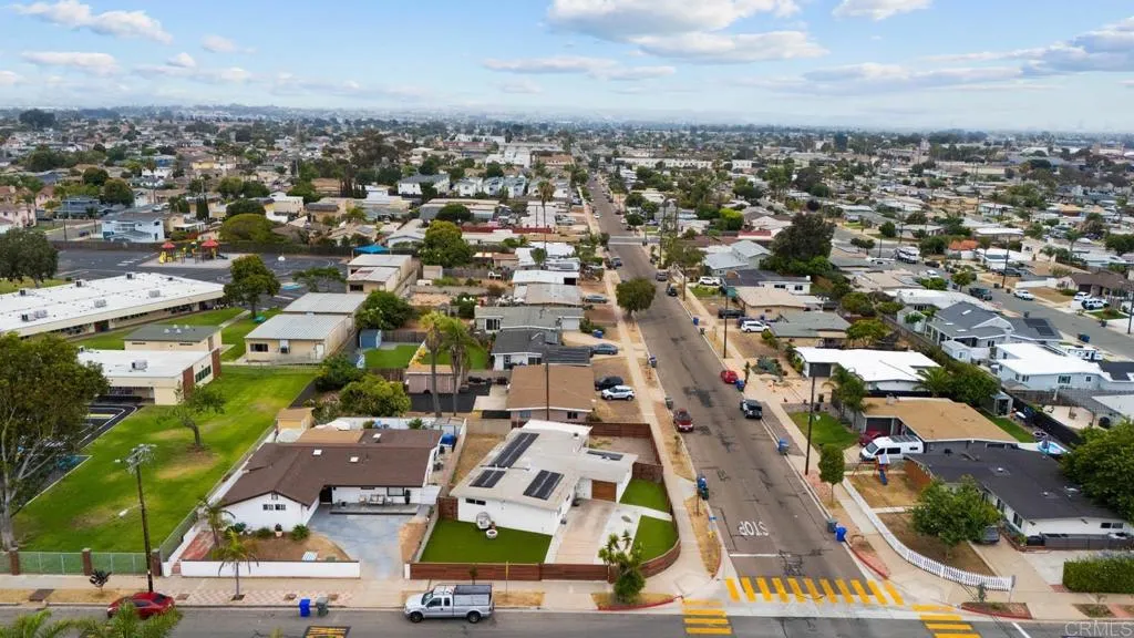 https://cdn.realtyfeed.com/cdn/127/306513345/b6136f563707e5559c38a77dd3e0d08e.webp