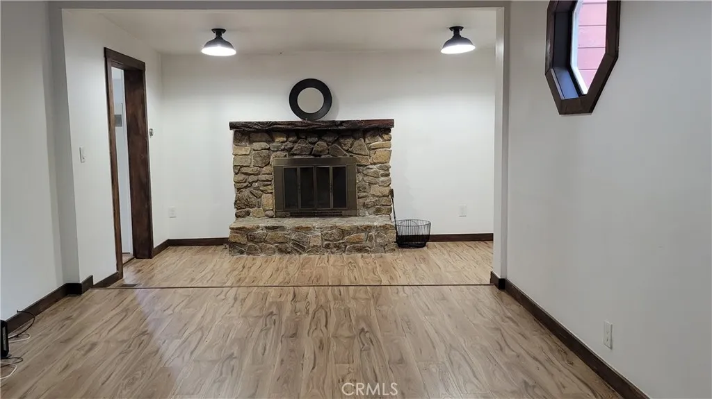 390 Redwood Drive, Crestline, CA 92325 - Photo 4 of 16, Crestline, CA