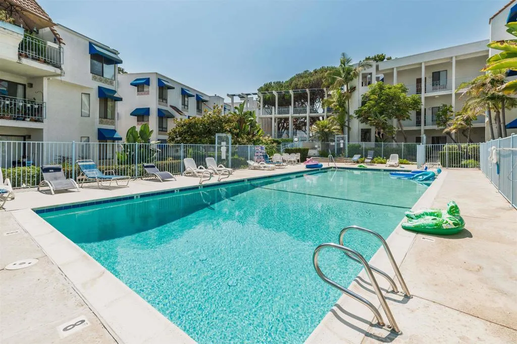 https://cdn.realtyfeed.com/cdn/127/306513386/685fd90db0d77f19d71c976f6e336ee9.webp