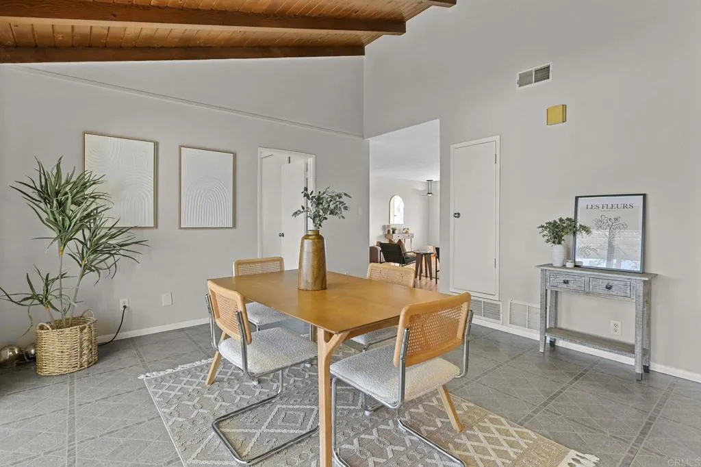 https://cdn.realtyfeed.com/cdn/127/306513388/1e4fe66d1ce98dae627f7b78882b40c4.webp