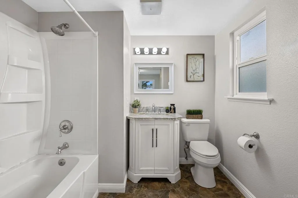 https://cdn.realtyfeed.com/cdn/127/306513388/cad2bfc884f91d8537e502b4fc715cbf.webp