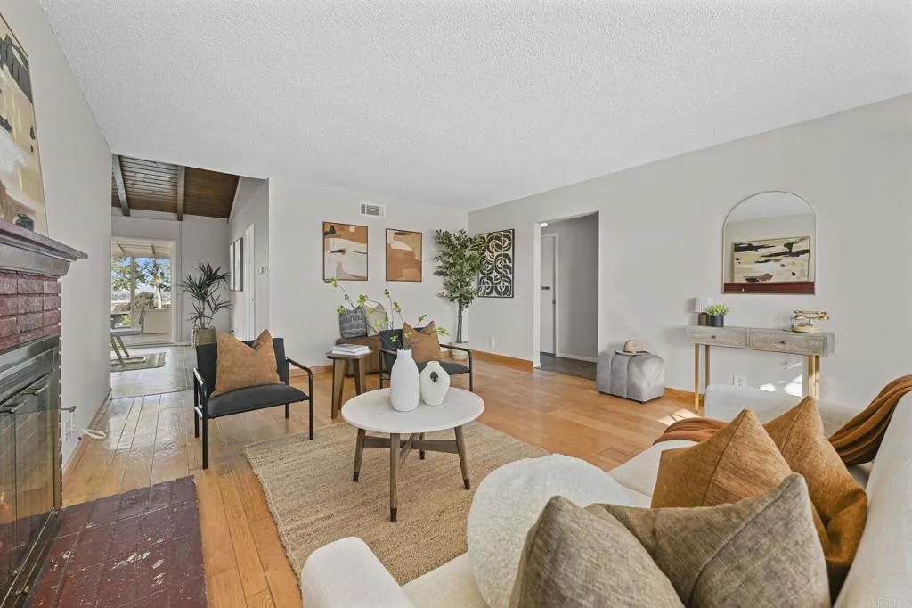 https://cdn.realtyfeed.com/cdn/127/306513388/cc57eb17f96dfb970dcf4c4c56fd5dac.webp