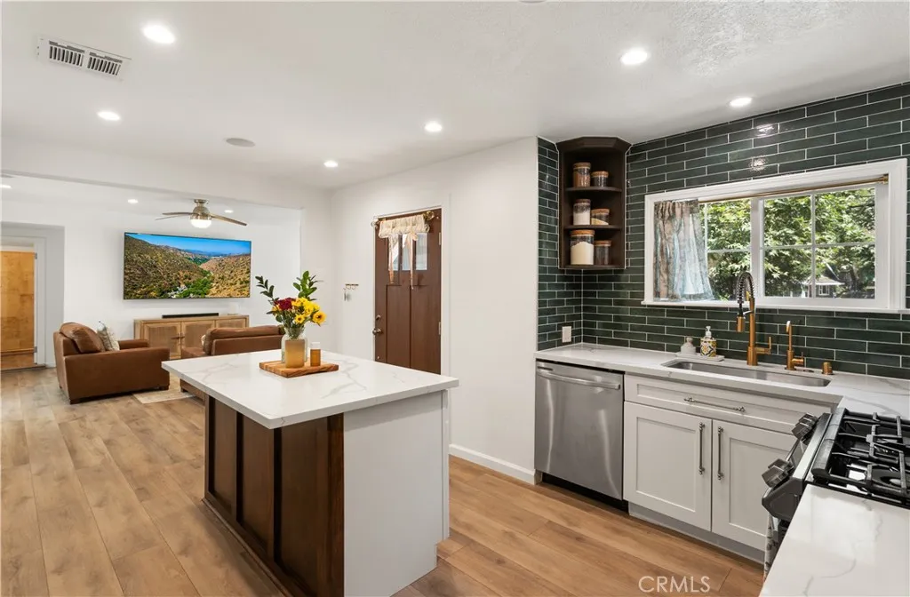 28672 Silverado Canyon Road, Silverado Canyon, CA 92676