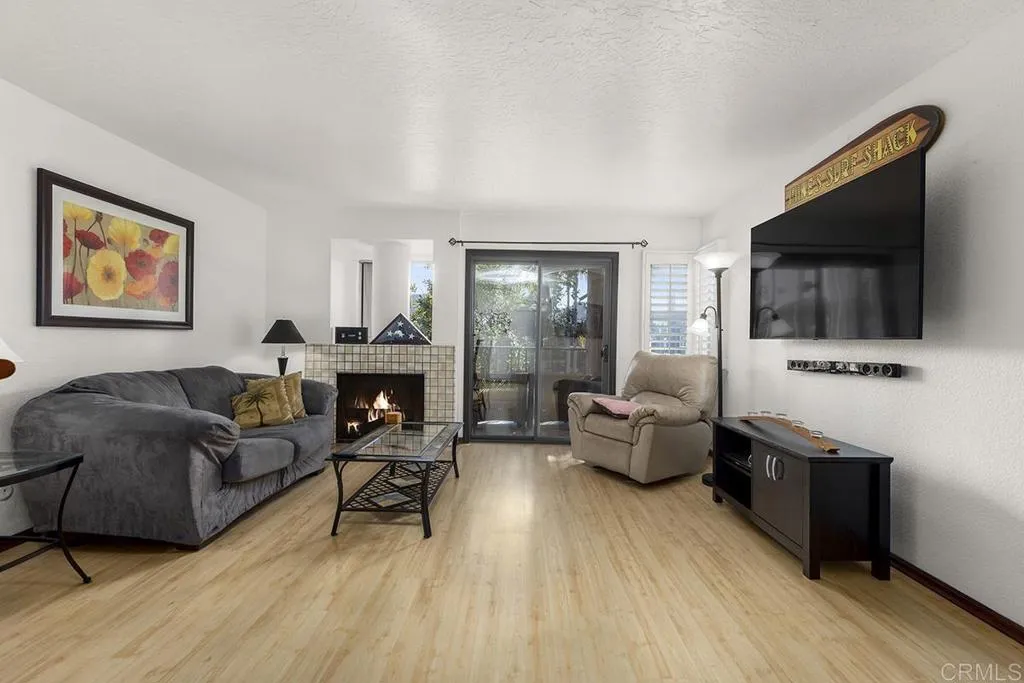 Photo #5: NDP2507795 Listing 
