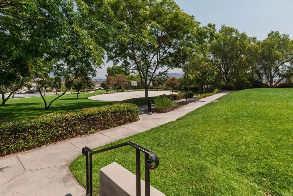 https://cdn.realtyfeed.com/cdn/127/306513517/dfbd54cacda37677298153c2cb6c150b.webp