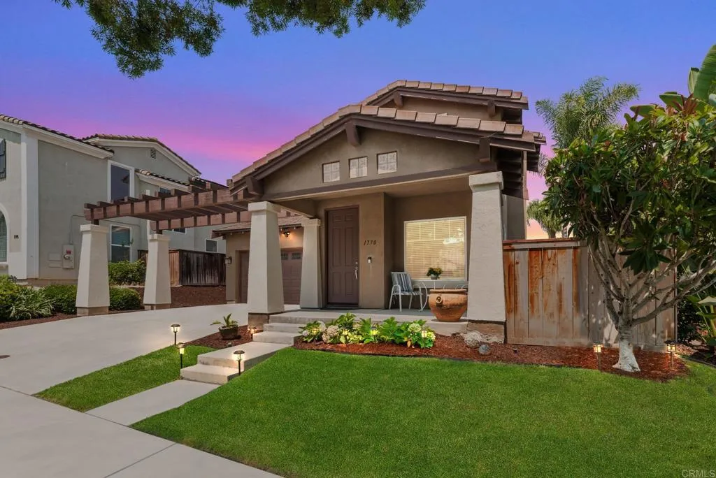 https://cdn.realtyfeed.com/cdn/127/306513517/ee34d2fbdfaa44d3cd20a72d795b5add.webp