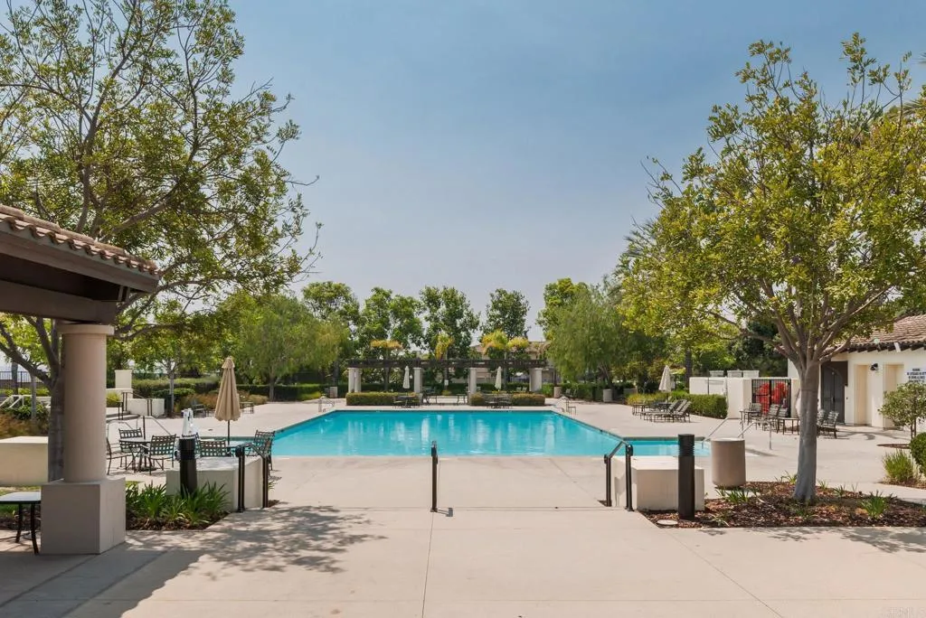 https://cdn.realtyfeed.com/cdn/127/306513517/f8b6abc02875fb3eb0b158b4c2e50246.webp
