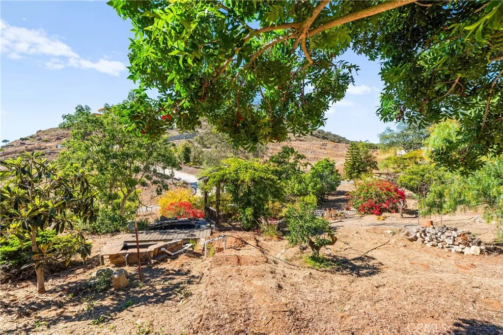 https://cdn.realtyfeed.com/cdn/127/306513558/ca4d8be6dbe70389df1f4eb91bd901e9.webp