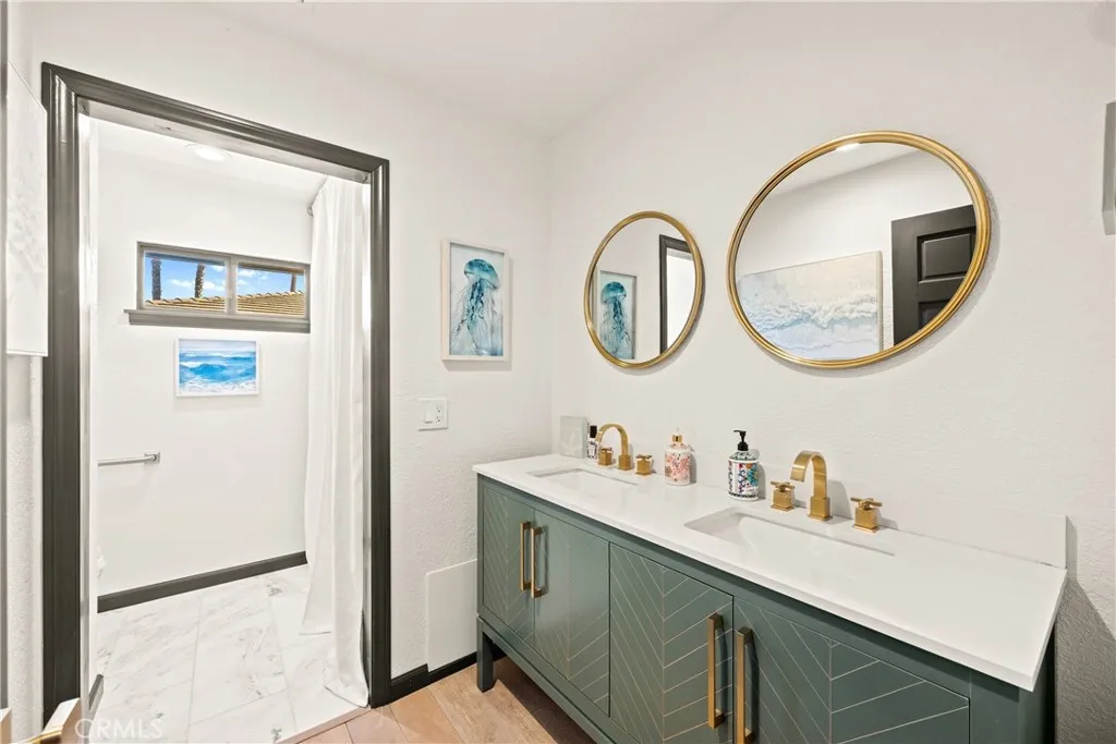 https://cdn.realtyfeed.com/cdn/127/306513558/d08c876a63bb574223faf6a038d465fe.webp