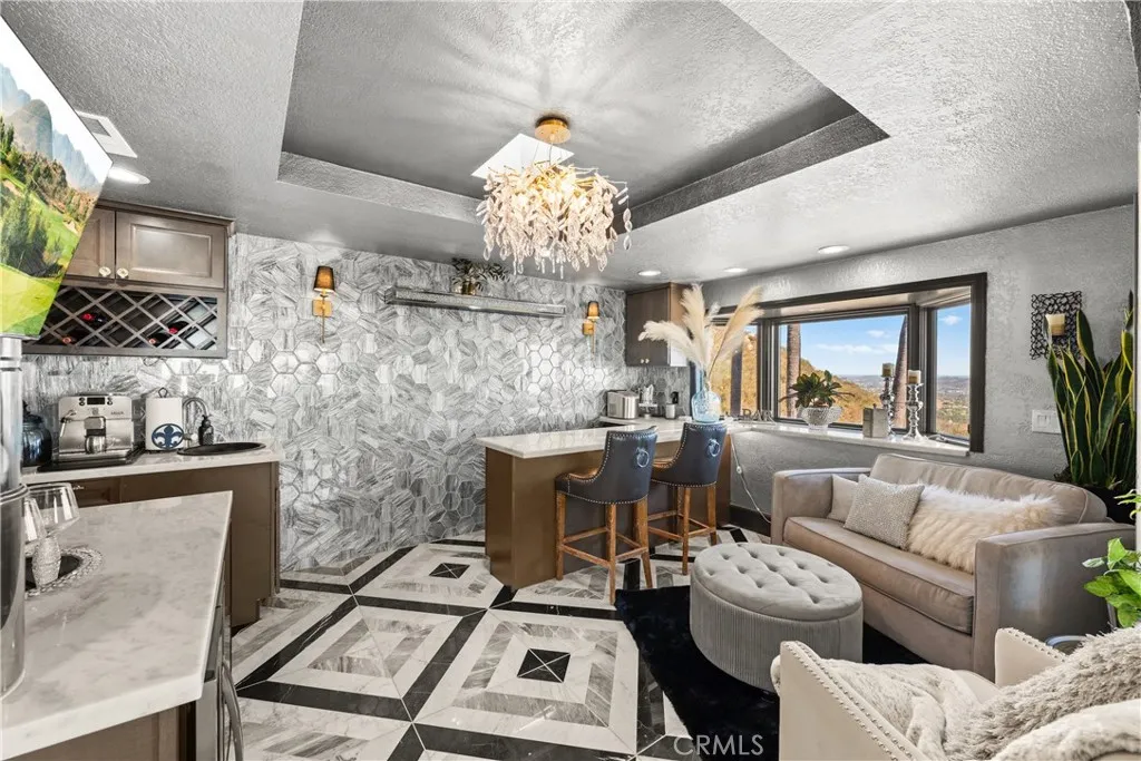 https://cdn.realtyfeed.com/cdn/127/306513558/df14d20f80e9ec6d02764a5baed3918c.webp