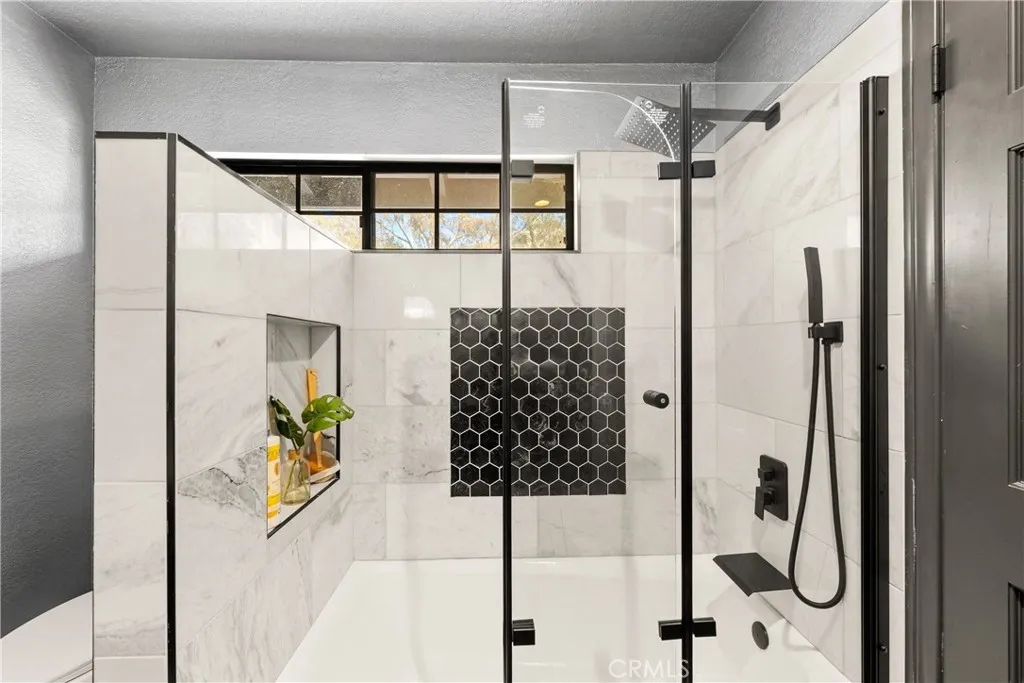 https://cdn.realtyfeed.com/cdn/127/306513558/fda9028ad9fe63d0e7f1222be1287fe9.webp