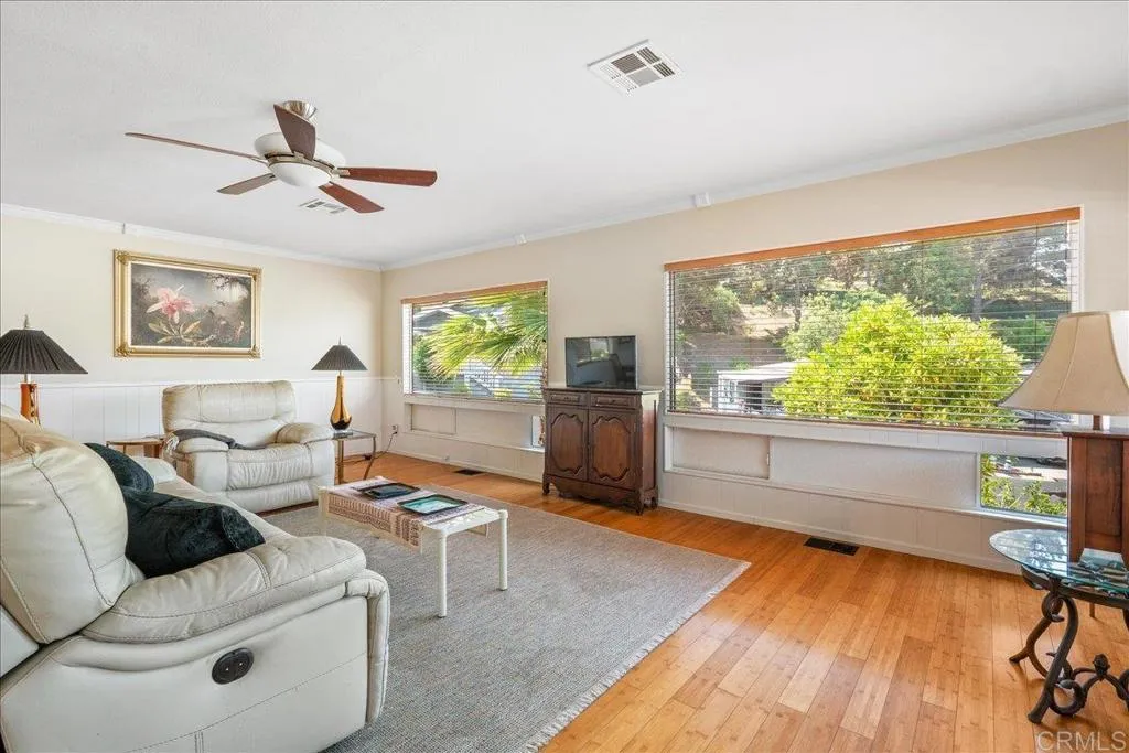 https://cdn.realtyfeed.com/cdn/127/306513621/9c71dfa0e357c9337fae7e3afa758b4d.webp