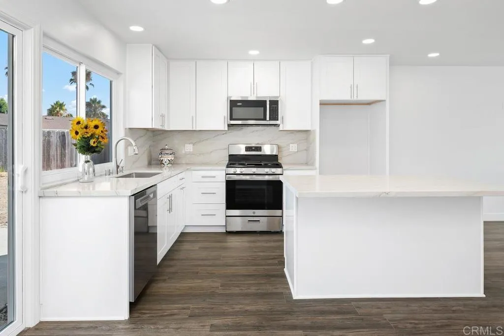 https://cdn.realtyfeed.com/cdn/127/306513655/27d174895ff5cb679b40e26c73d50e97.webp