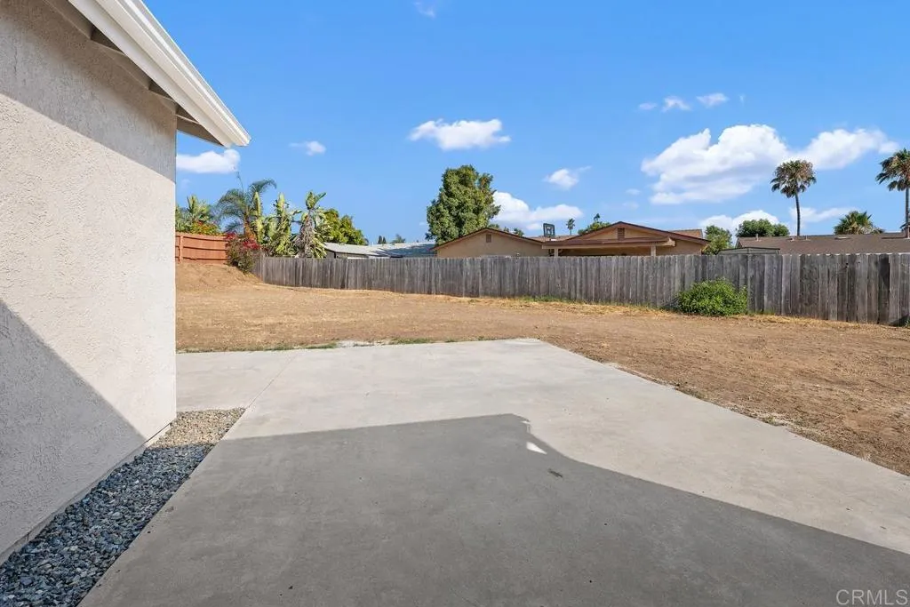 https://cdn.realtyfeed.com/cdn/127/306513655/771e80ca3ab86b41266485cccacb1b17.webp