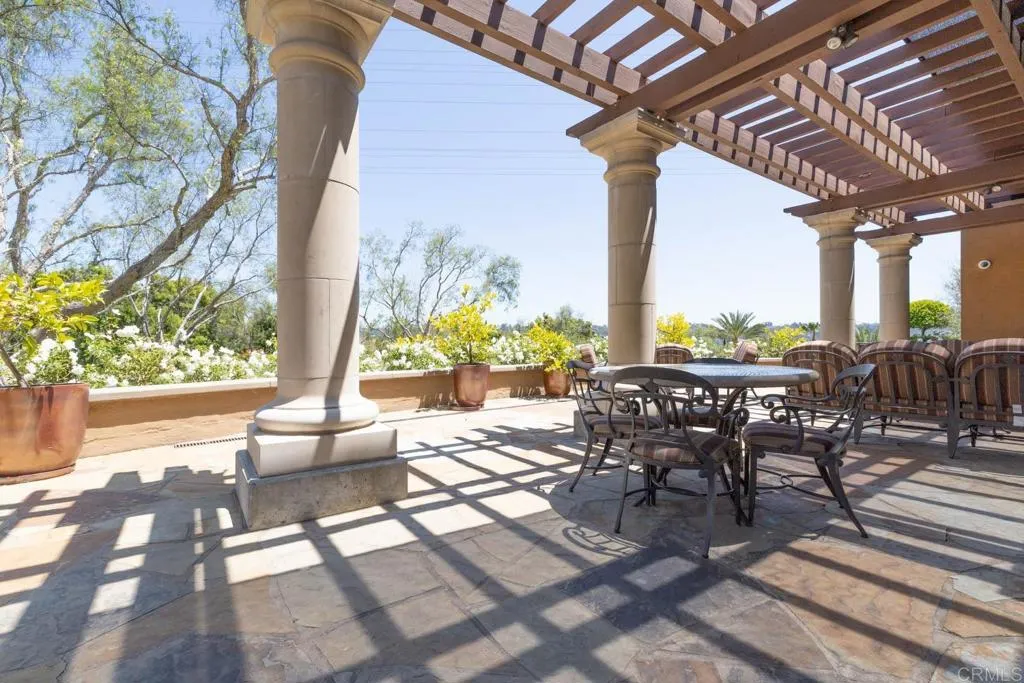https://cdn.realtyfeed.com/cdn/127/306513698/98080ac6637c6e820a167e4c999591f3.webp