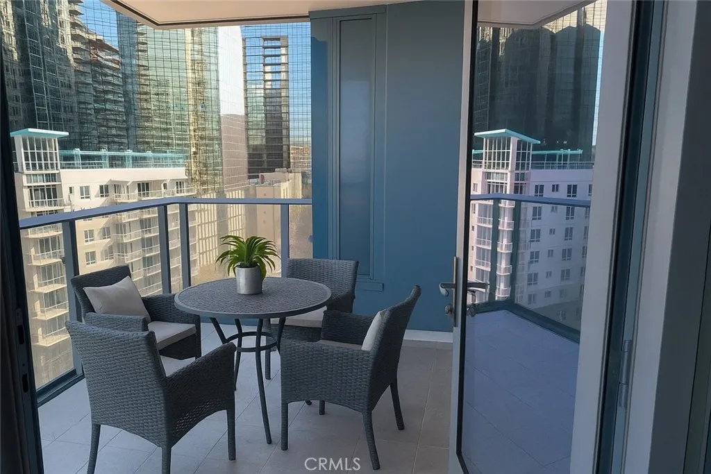https://cdn.realtyfeed.com/cdn/127/306513712/89a89ba1e3abd30cfd53e8382e3bf7f2.webp