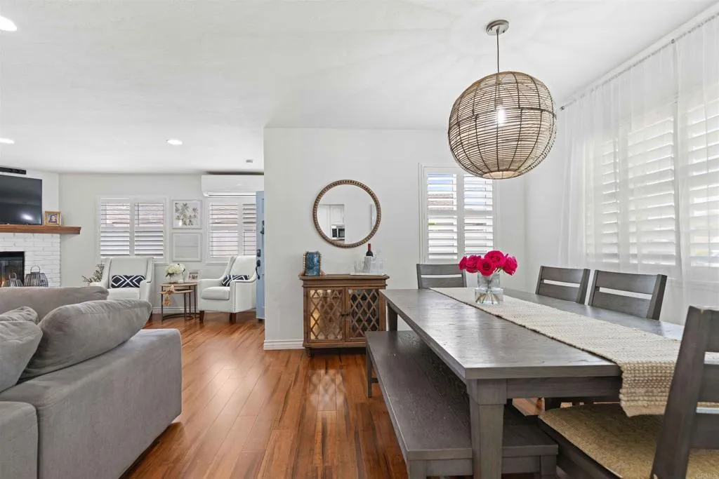 https://cdn.realtyfeed.com/cdn/127/306513732/8f81220299bc2f9d6ee8003cc0e11252.webp