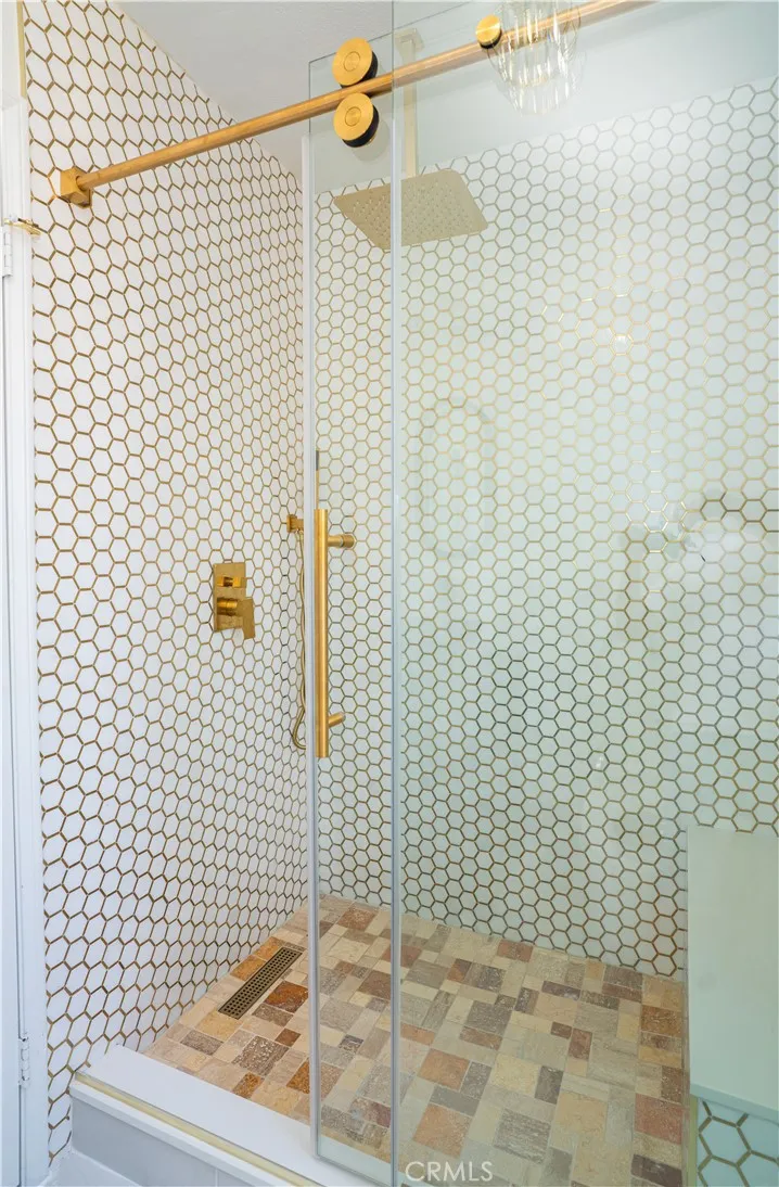 Photo #23: TR25175133 Listing: Photo #23