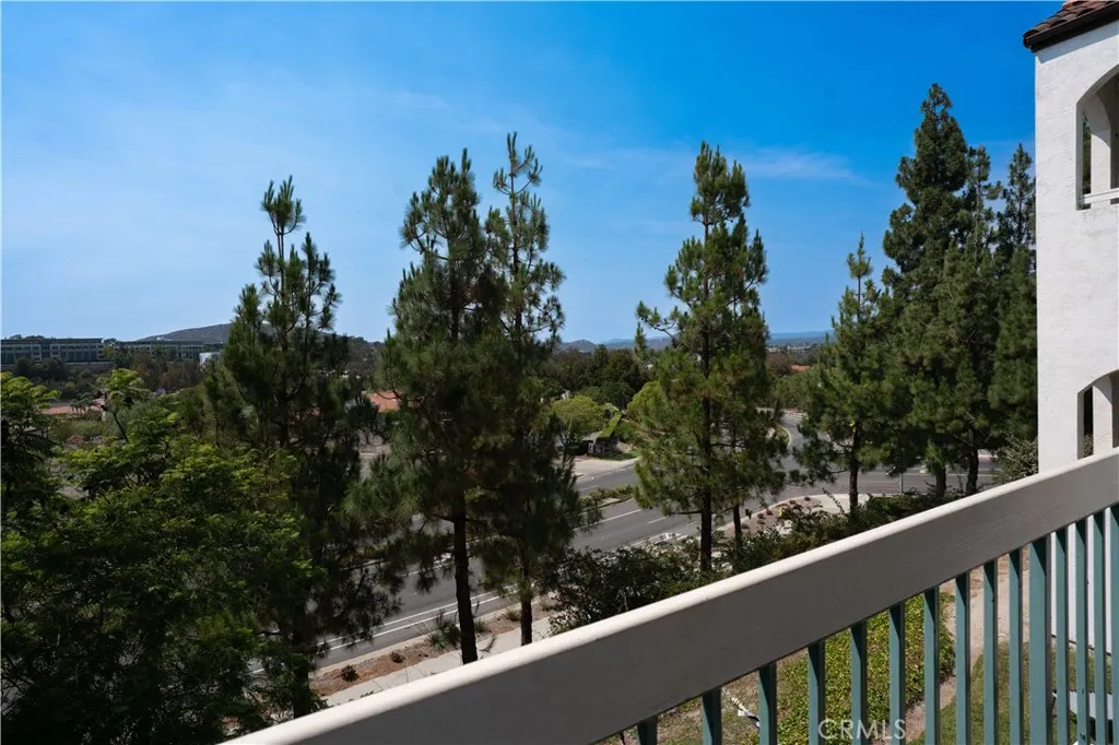 Photo #24: TR25175133 Listing: Photo #24