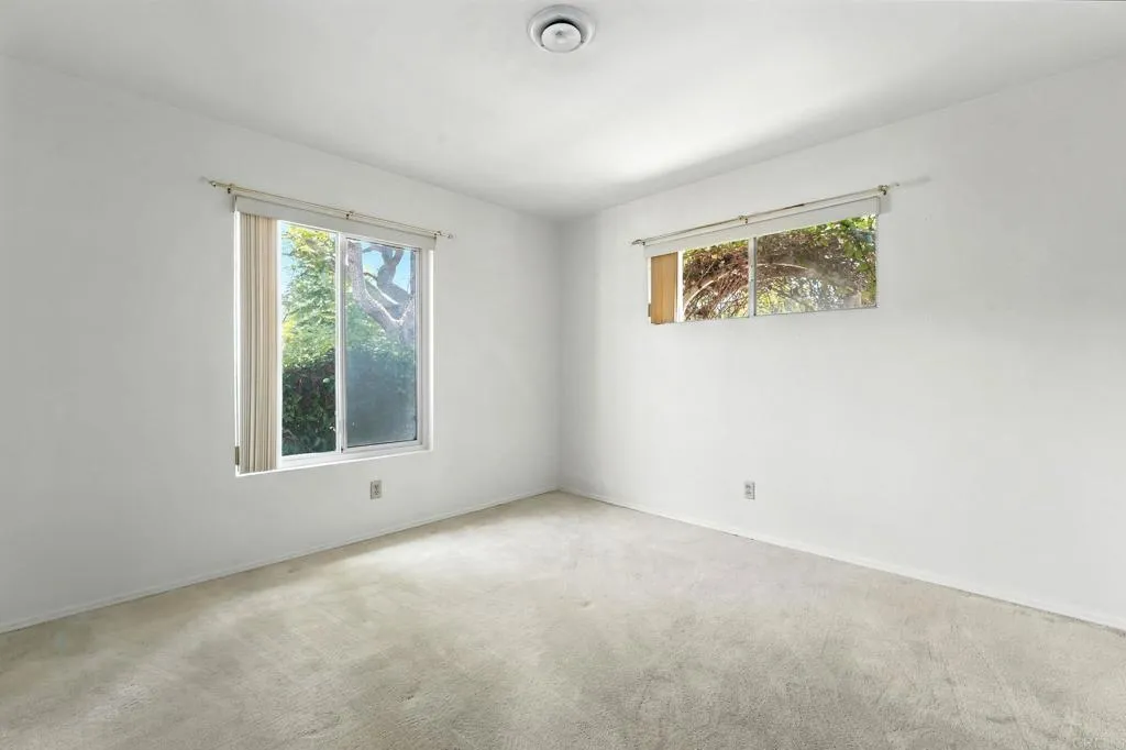 https://cdn.realtyfeed.com/cdn/127/306513793/ab93449184485dd3b2977145eb5f7ac1.webp