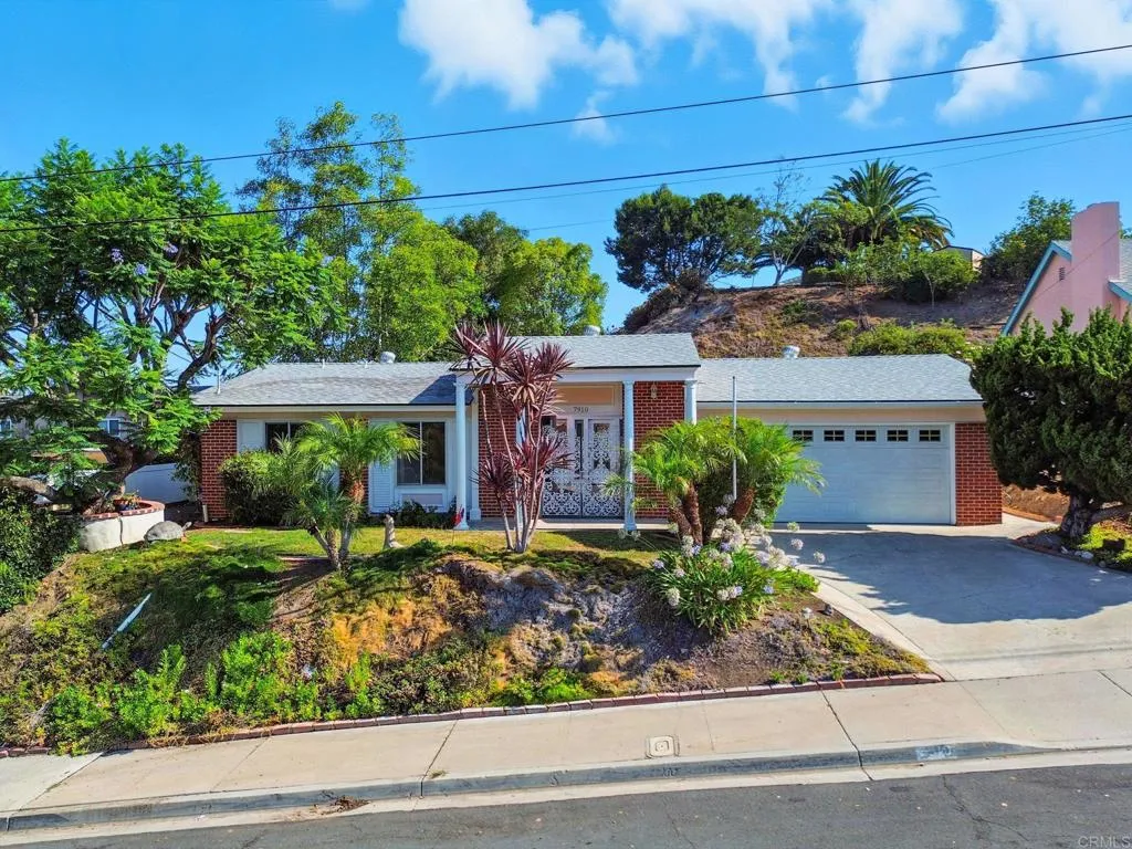 https://cdn.realtyfeed.com/cdn/127/306513793/afcc38ca504182474f948b61f39fc672.webp