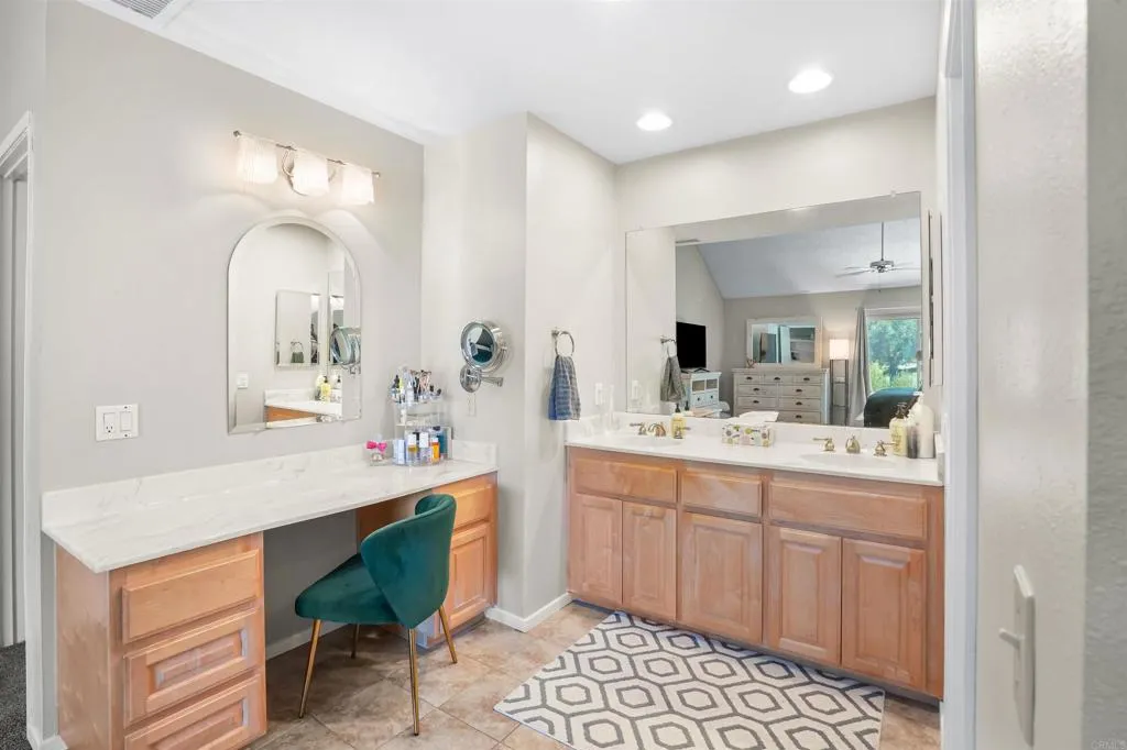 https://cdn.realtyfeed.com/cdn/127/306513813/36fd218542f5a81273eb90264f58c015.webp